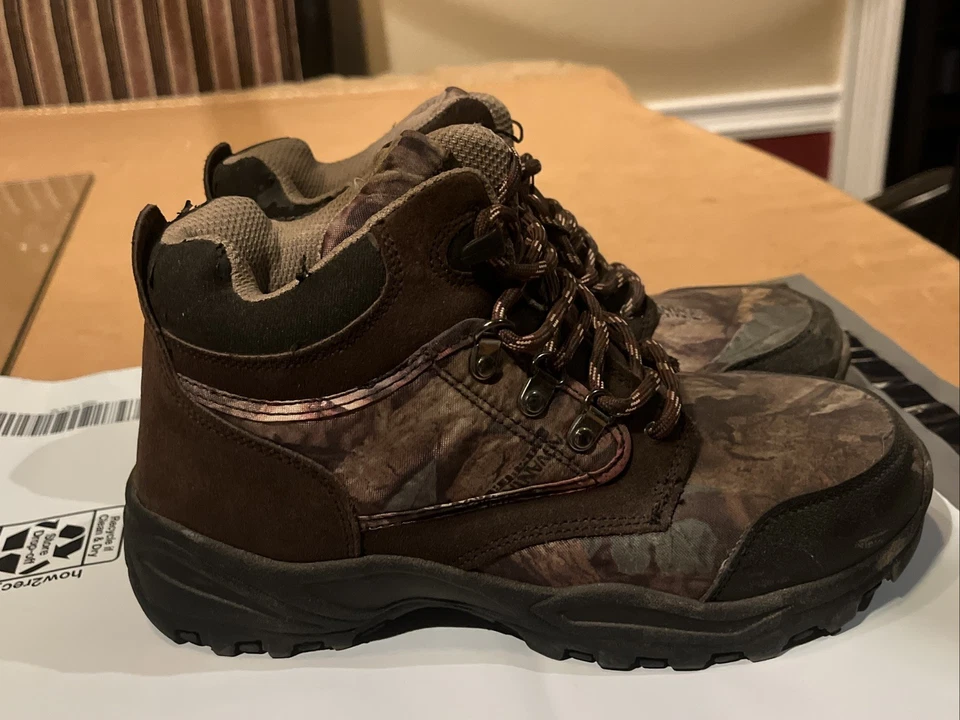 Botas para niños Faded Glory Advantage madera camuflaje talla 6 Foto 2 de 4