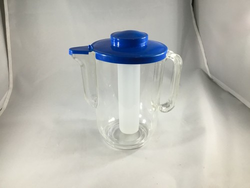 Pitcher Plastic Drinks Cooler Keeps Drinks Cool Without Diluting NEW and unique - Picture 3 of 6