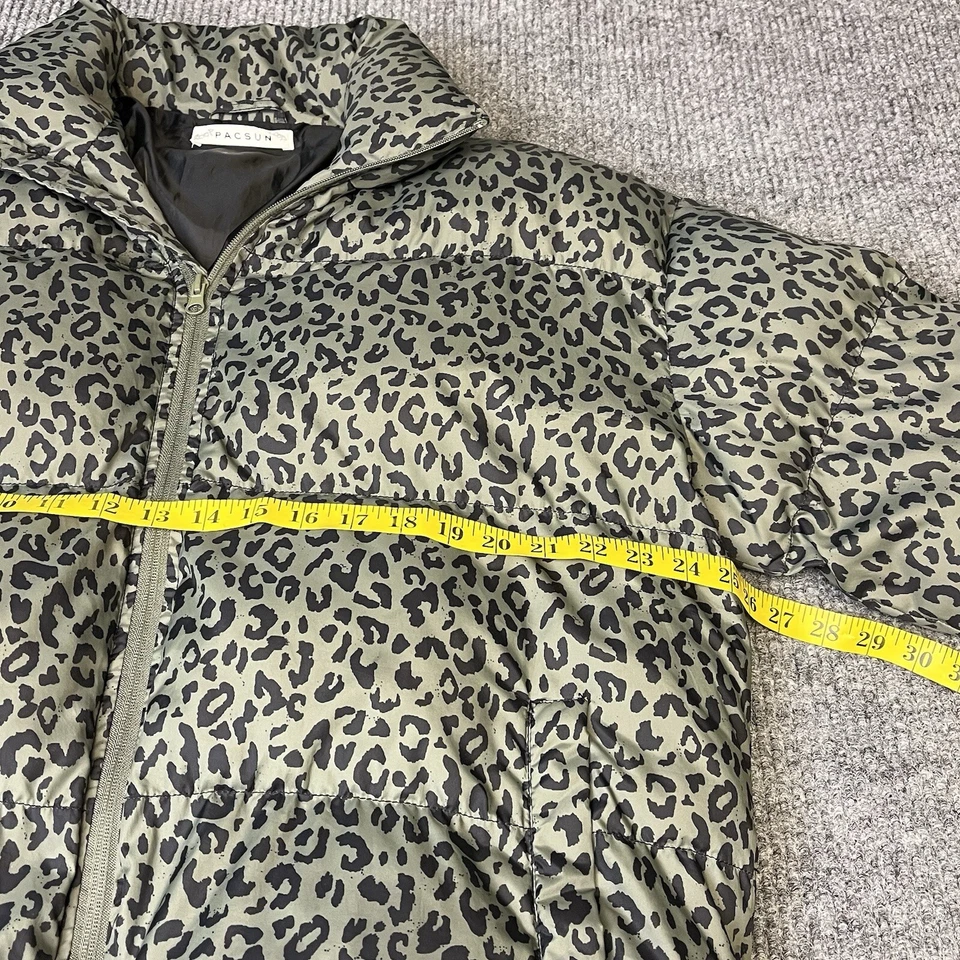 Pacsun Puffer Coat Jacket Womens Medium Green Leopard Print full Zip Insulated - Image 3 of 4