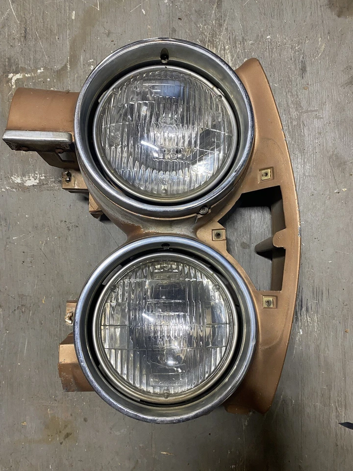 1967 Mercury Caliente Fender Extension. Drivers Side LH OEM With Bezels & Bucket - Image 2 of 4