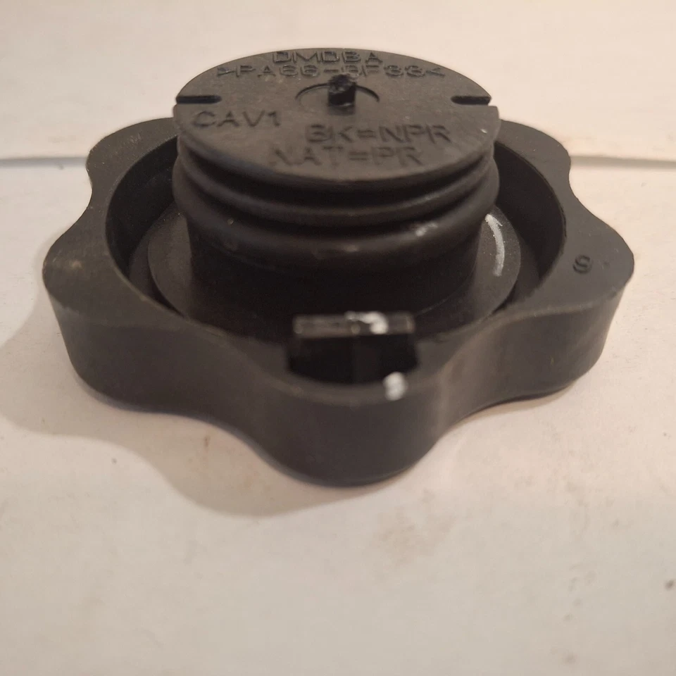 Tapa depósito dirección asistida Ford 2007-10 9C3Z-3A006-A Foto 3 de 4