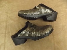 Vtg New NOS Italian Comfort Handmade Chocolate Silver Slip On Clogs Shoes Sz 7