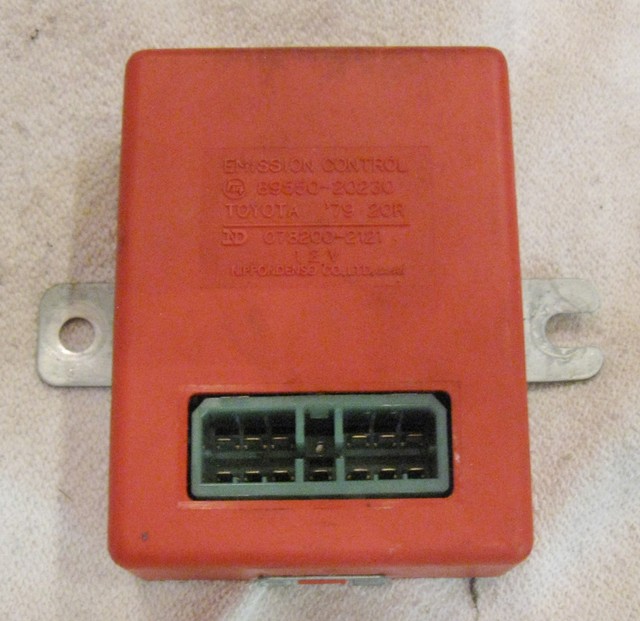 1978 1979 1980 Toyota Celica Corona Emission Control Relay Module