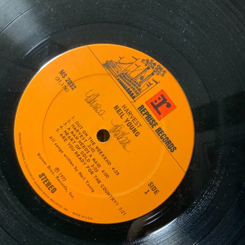 NEIL YOUNG-HARVEST-ORIGINAL 1972 REPRISE VINYL-USED-TEXTURED JACKET & INSERT - Picture 10 of 11