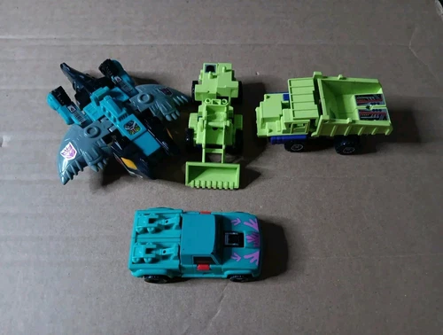 Vintage Transformers Lot 4 Figures Constructacons  Seawing 80 S