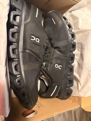 OnCloud 6 Running Shoes Size 10 Men Black On Black Swiss Extra Laces Brand New