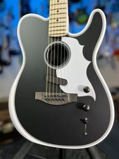 Fender Limited-edition Jack White Triplesonic Acoustasonic Telecaster! 145