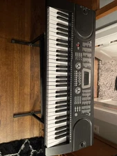 Used Broken Button, But Everything Else is good. Hamzer Keyboard.