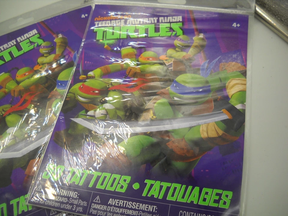 NICKELODEON 2012 Teenage Mutant Ninja Turtles 50 tatuajes temporales SAVVI Foto 2 de 4