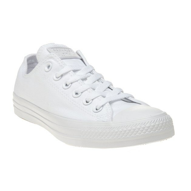 difference between mens and womens converse