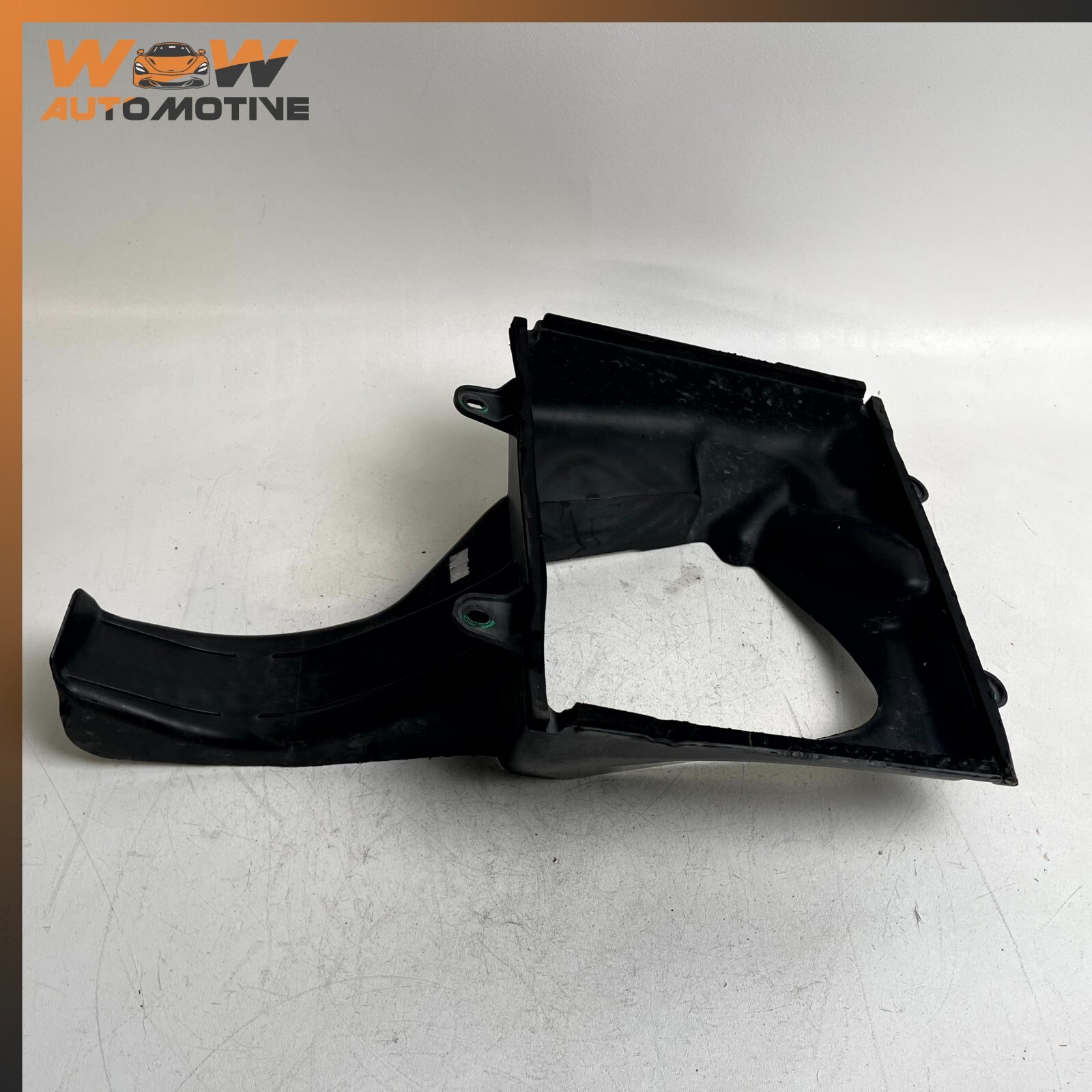 14-17 MASERATI GHIBLI RIGHT FRONT INTERCOOLER AIR INLET DUCT SHROUD OEM