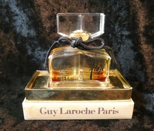 FLACON de PARFUM   de 1984 GUY LAROCHE FIDJI flacon première taille 7ml