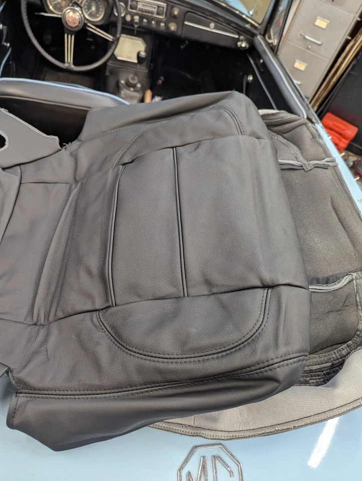 Juego de fundas de asiento Volvo 850R - NUEVO par de fundas de asiento de cuero. Foto 4 de 4