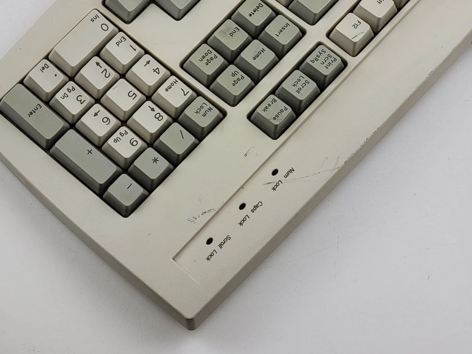 Vintage Gateway / Key Tronic PS/2 Wired Computer Keyboard - Model 7001049 - Image 4 of 4