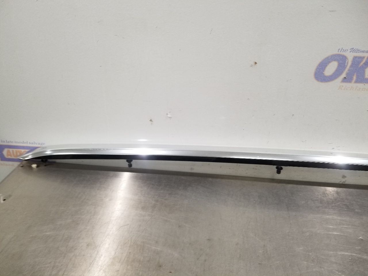 17 BENTLEY BENTAYGA LUGGAGE RACK ROOF RAIL RIGHT PASSENGER 36A860022