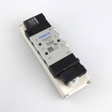 Festo Solenoid Valve CPE14-M1BH-5J-1/8 196939 Original Packaging