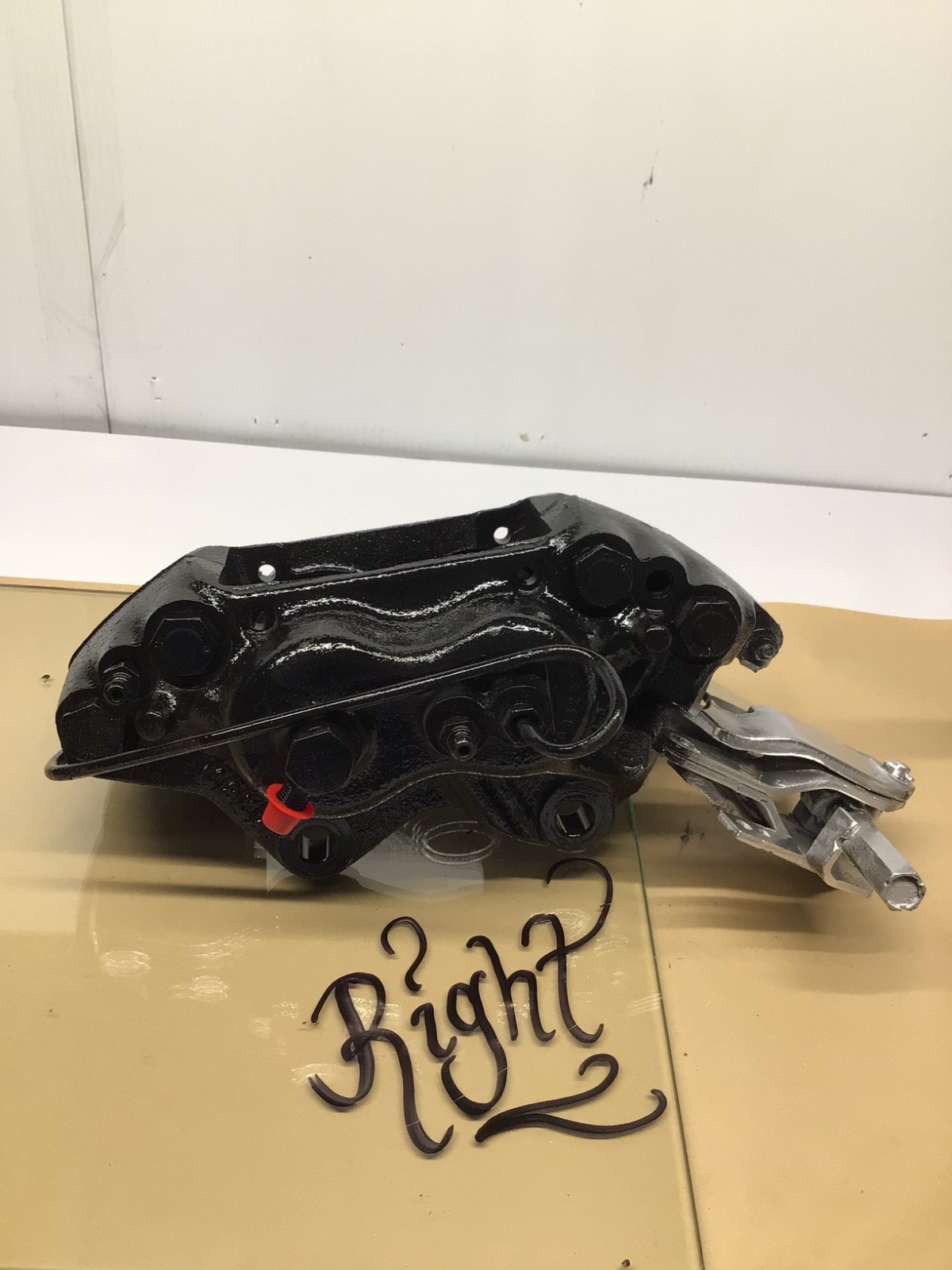 1966 - 1980 Rolls Royce Silver Shadow Wraith II Rear Left & Right Brake Calipers