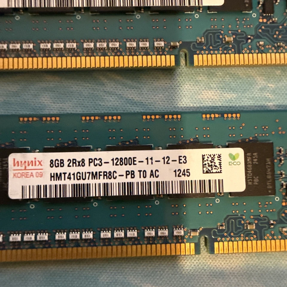 16GB (2x8GB) 2Rx8 Hynix PC3-12800 ECC UDIMM DDR3 1600MHz HMT41GU7BFR8C-PB - Image 2 of 3