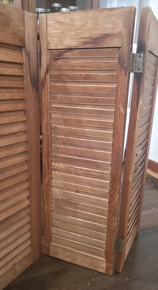 Persianas de madera de colección 5 paneles 10 x 26 pulgadas. Persianas de madera antiguas Foto 4 de 4