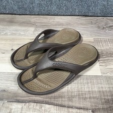 Crocs Classic Flip Flop Sandals Women 8 Men 6 Lightweight Comfort Brown