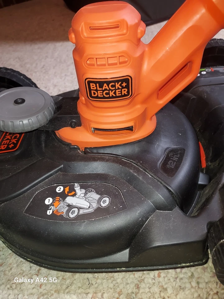 BLACK+DECKER BESTA512CM 12" Electric 3-in-1 String Trimmer Kit - Image 4 of 4