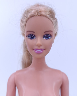 Barbie As Rapunzel Doll Long Blonde Hair Lilac Eyes Vintage 2003 Mattel Nude