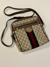 Gucci GG Supreme Ophidia Mini Messenger