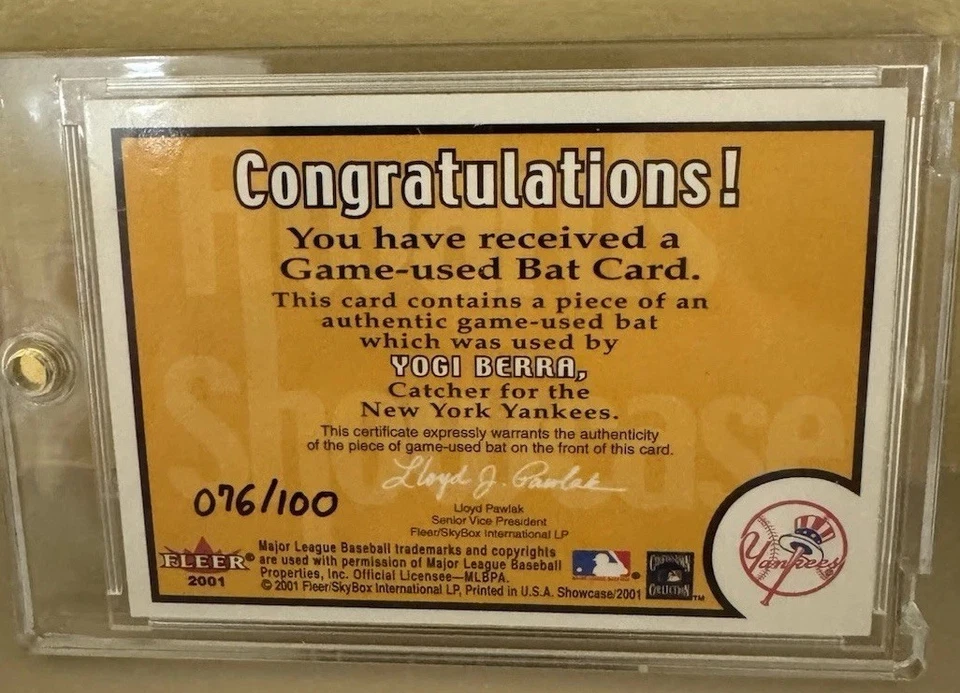 Bate usado Fleer Yogi Berra Awards Showcase 2001 juego/100 New York Yankees Foto 2 de 2