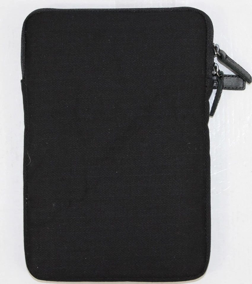 Tavik Darmity iPad Mini Magnetic Closure Case Black New - Image 2 of 2