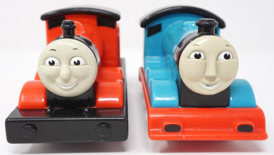 2 Vintage Thomas the Train Toys Trains Tomy 1995