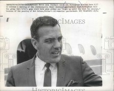 1966 Press Photo Ara Parseghian, Notre Dame football coach, Indianapolis