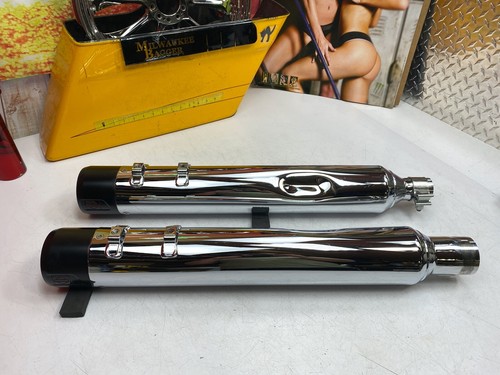 CVOš„Genuine Harley 17-23 CVO Touring OEM Mufflers Exhaust Chrome W/Black Tipsš„ - Picture 3 of 12
