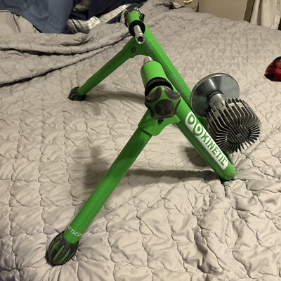 KINETIC by Kurt INDOOR BIKE TRAINER, Smart Cycling Road Machine 501 Rev A