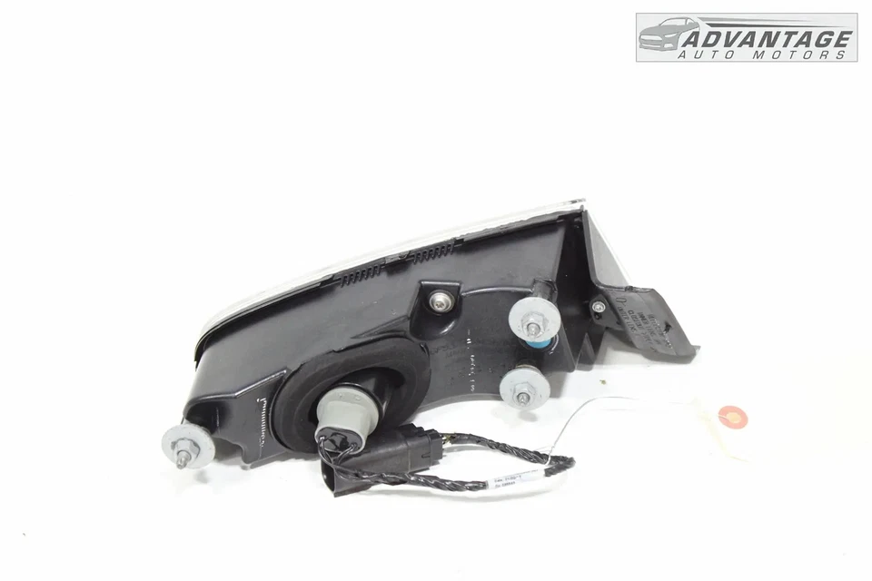 LINCOLN MKZ 2013-2020 PANEL TRASERO DERECHO CUARTO LUZ TRASERA EXTERIOR LUZ TRASERA LED OEM Foto 3 de 4