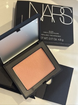 NARS Cosmetics Rouge im Farbton - nie genug - brandneu im Karton volle Größe 4,8 g