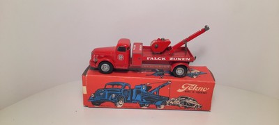 TEKNO DENMARK  VOLVO N88 WRECKER BRAKEDOWN CRANE truck red 436 vintage  car 1/43