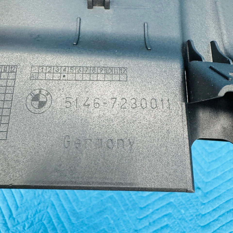 2012–2017 BMW 650i xDrive Rear Air Vent Grille OEM 51467230011 - Image 2 of 4