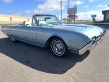 1962 Ford Thunderbird Convertible 