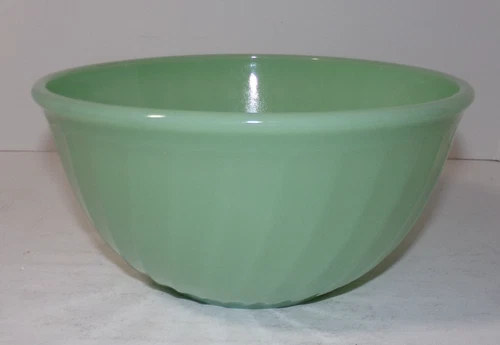 Fire King Oven Ware Jadite Swirl 9" Mixing bowl