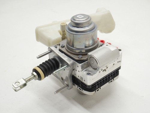 2021-2025 Ford Bronco Sport 2.0L Power Brake Booster W/ Master Cylinder OEM - Picture 1 of 13