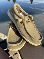 Hey Dude Wally Nut Men  s Size 10 Tan Brown Casual Shoes Canvas GREAT COND