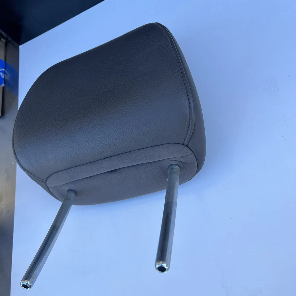 Honda Odyssey 2011-2017 fila media segunda fila cuero reposacabezas izquierdo/derecho (C) OEM Foto 2 de 4