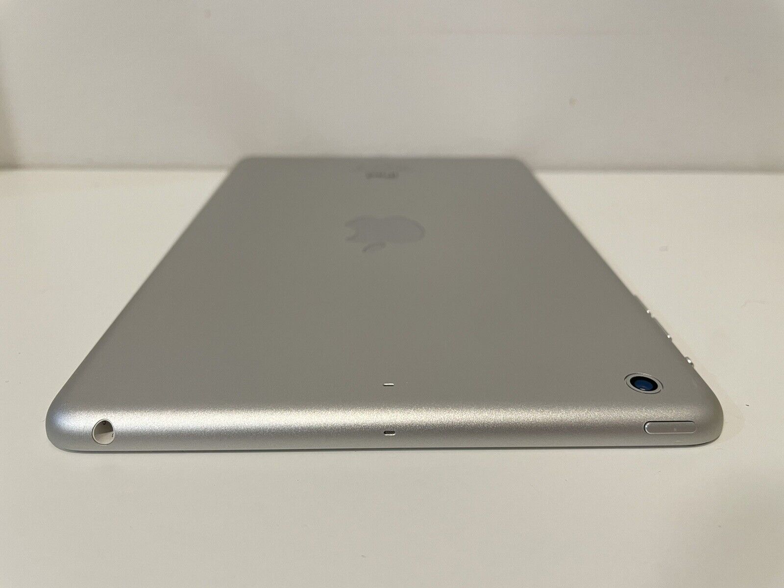 iPad AIR 2 64GB ゴールド色 ケース、キーボード管908