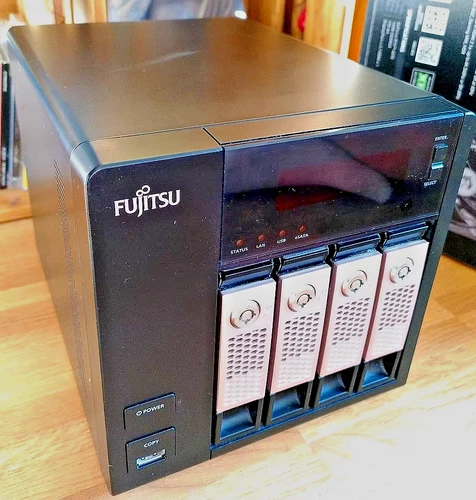 🥇Fujitsu Netzwerkspeicher NAS Server Celvin Q802 4-Bay bis 12TB LAN Cloud 💾🔐