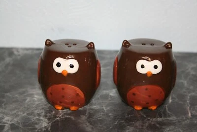 set saleron, salière et poivrière en céramique, figurant des chouettes ou hiboux - Photo 1/4