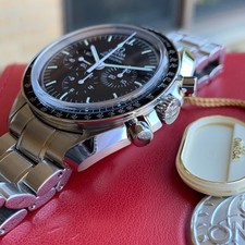Omega Speedmaster Professional "Sapphire Sandwich" Ref. 3573.50 Wristwatch 17