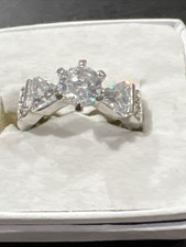 Pretty Ring Size 6 Shiny Stone