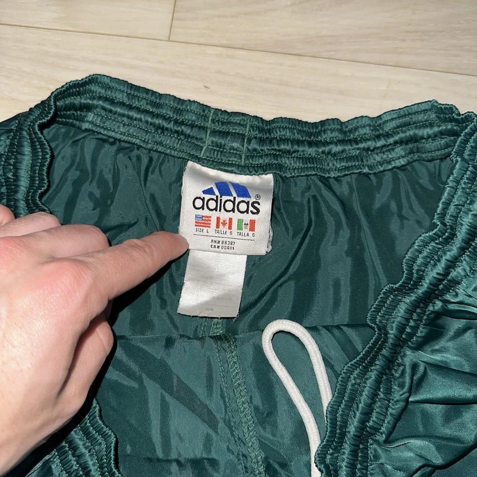 Pantalones Cortos de Fútbol Adidas De Colección Verde Talla Grande Brillante Deslumbrante Retro Gimnasio Rayas Foto 4 de 4