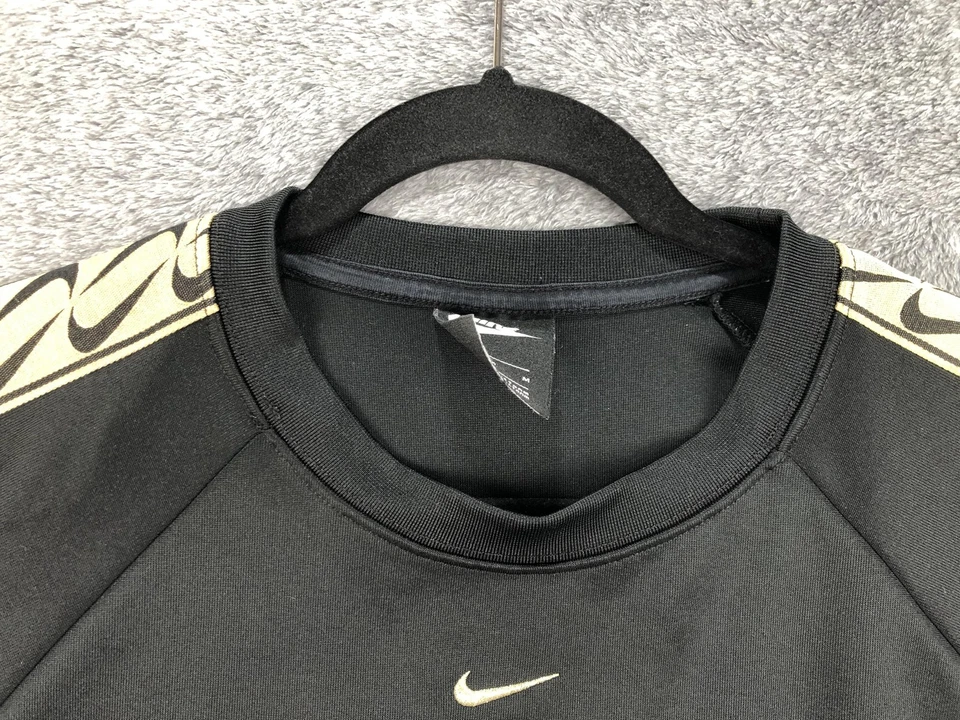 Nike Sudadera Mujer Mediana Negra Dorada Centro Swoosh Cuello Redondo BV3443-011 Foto 4 de 4