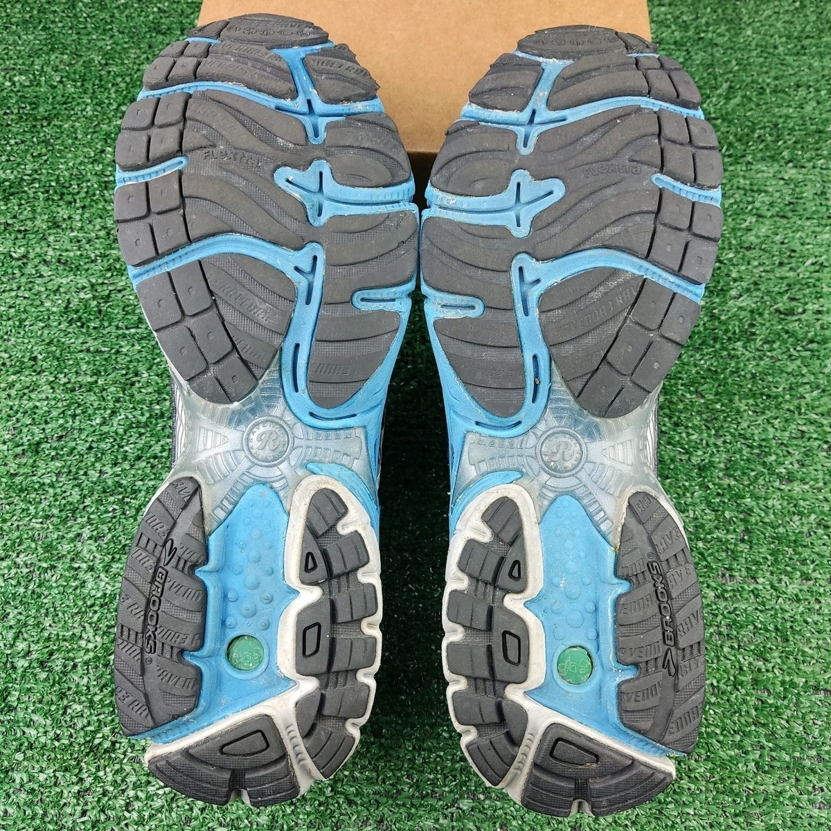 Brooks Ravenna 3 Mens Running Shoes Black Blue Silver 1101131D049 Size 11.5 D Brooks Ravenna 3 Cushion Lace Up Blue Sneaker Running Shoes  main image 2